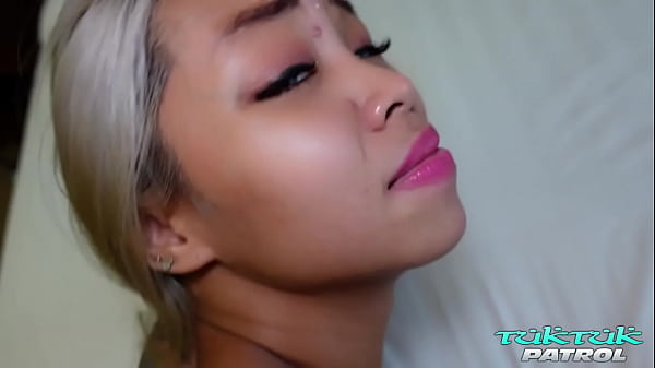 Super eager and horny blonde Thai girl tries out her 1st white cock