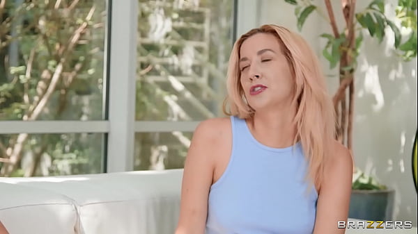 Her Big Naturals Are Unreal / Brazzers  / download full from http://zzfull.com/rec