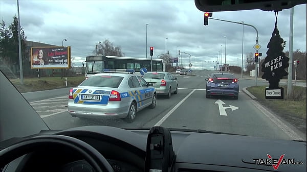 Dirty chic stopped car to have good fuck, no matter of police car driving around