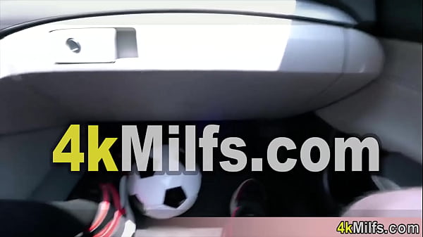 Busty stepmom Elena sucked my dick in the car and I was filming it because of reasons