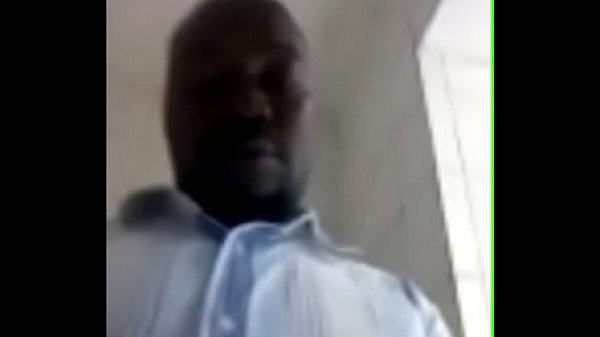 Porno kimni sikayotganini kormaydi