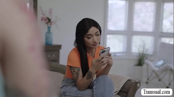 Babá Travesti é analizada enquanto está presa