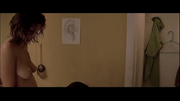 Charlotte Lewis em Sketch Artist (1992) - 2