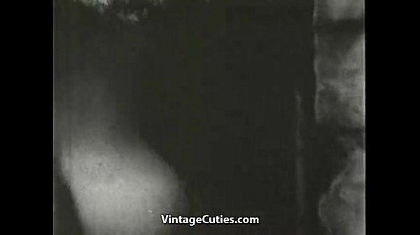 Stora Tuttar Mamma Solar Och Städar XXX Video