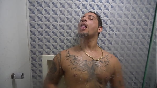 Sizzling Step-Sis Moment: Wet and Wild Vibes with BBC!