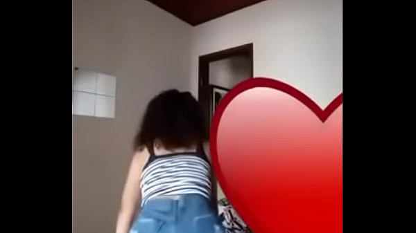 hot white girl dancing Thumbnail