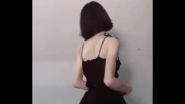 How rich this girl Thumbnail