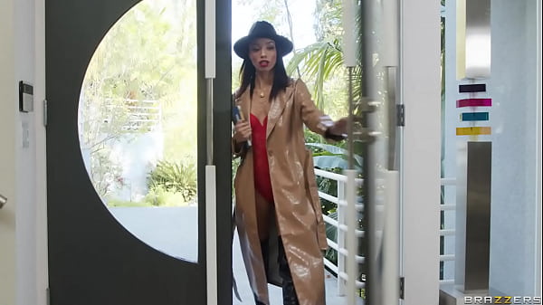 Love A Tae In Uniform - Alexis Tae / Brazzers  / stream full from www.brazzers.promo/uniform