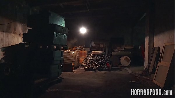 HORRORPORN Girl Twisted In Unnatural Positions