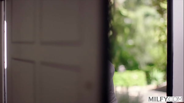 MILFY Anal-loving bosslady Cory gives candidate a real job