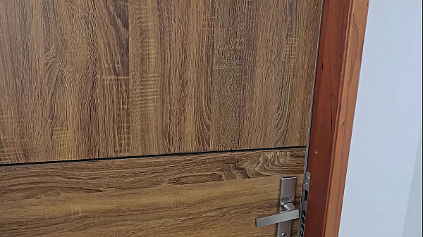 Le chupo la verga para que no me cobre alquiler