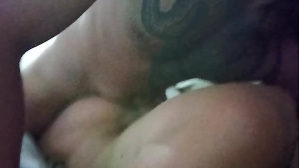 Puta gravou e mandou pro namorado corno