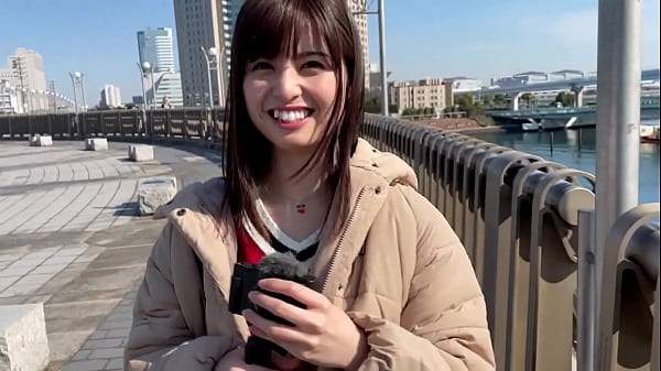 [Garota inigualável com estilo excepcional] Esguichando transbordando de dedilhado! Um desejo sexual sem fundo que não pode ser satisfeito mesmo que você o culpe! Ekiben recuado, vale tudo na festa do pistão, creampie no banho a