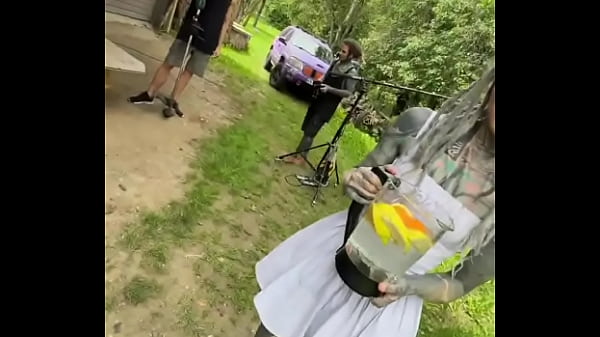 Playing the desperate housewife for some entertainment! ??What’s your favorite fun role to play?#DesperateHousew... Thumbnail