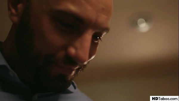 Poor Ex Wife Maya Woulfe Fucks The Contractor