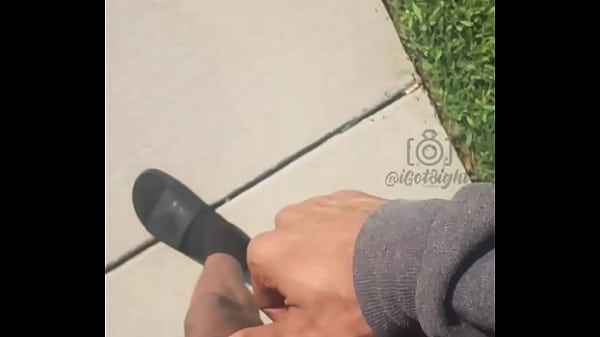 Cruise & Cum in Public