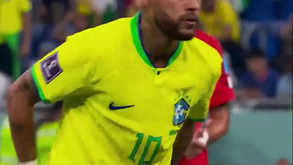 Neymar fucking with the mind of the South Korean goalkeeper Thumbnail