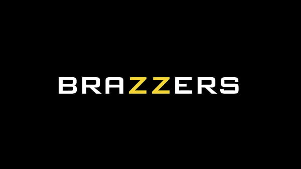 Luna Star: Seduce and Destroy Part 1.Luna Star / Brazzers  / stream full from www.zzfull.com/bing