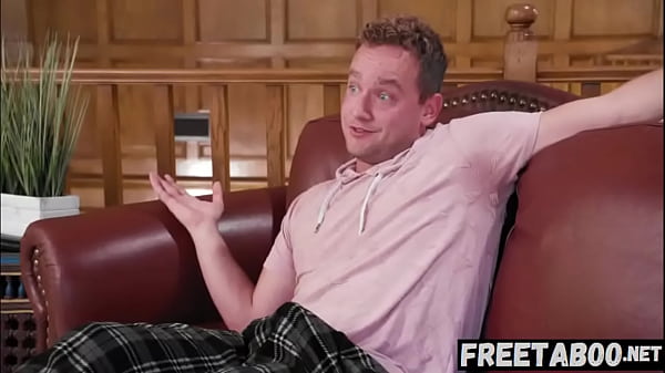 Showing Step Sister The Size Of My Cock For The First Time & She Surprised - Full Movie On FreeTaboo.Net