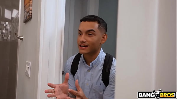 BANGBROS - Jason Legend Risks It All In An Attempt To Get Some Of Nikki Mars's Amazing Pussy