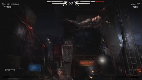 Eu quebro essa bunda com minha namorada com muita força