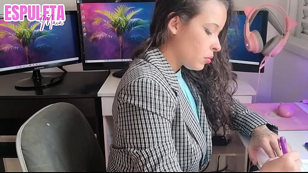 Previa – Gozando para a chefe – Punheta Guiada