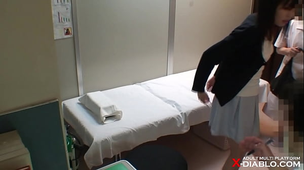 ワイセツ婦人科医#016　黒髪清楚系女子大生の羞恥の触診＆内診台診察