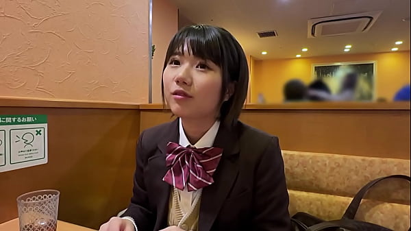 Riku (18) Homecoming Club [Puta escondida J○ que perdoa um velho que acabou de conhecer] [Primeiro hotel de amor em sua vida] [Corpo apertado imoral] [Atributo de apertar seios pequenos] [Segunda rodada em fantasia sexy de garçonete] [Creampie e Acabament