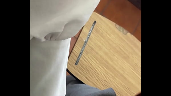 ALUMNO se COGE a su MAESTRA en el SALON! Les Cuento una ANECDOTA? ME COGI A MI MAESTRA VERO en el Salon de Clases Cuando me Estaba Dando Clase! Ella es una MILF MEXICANA Muy RICA! PARTE 1