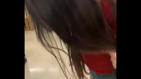 RT lillyvig: Would you lick my lollipop? Thumbnail