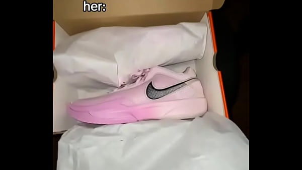 MY STEPMOTHER SENDS ME A VERY HOT VIDEO Thumbnail