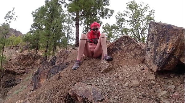 Pissing on the street! Thumbnail