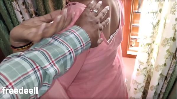 Chhote Bhai Ne Choda. Hindi