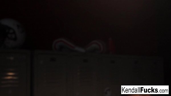 Kendall: Grote Tieten En Een Mooie Achterkant