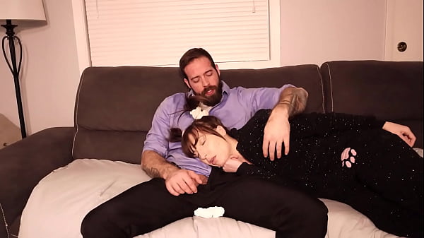 Stepdad and Stepdaughter. Risky Cum in her Mouth. (HARD FACE FUCKING)