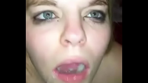 Teen girls on sucking Thumbnail