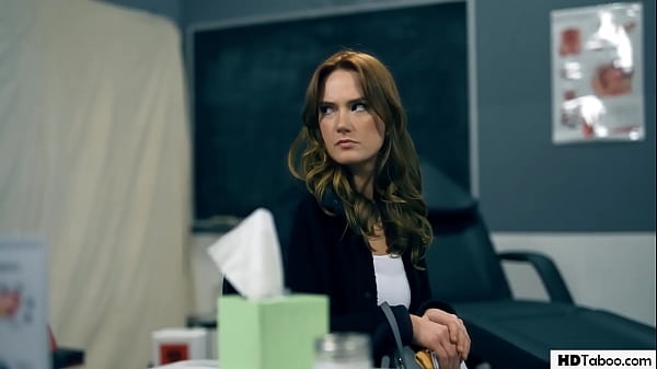 Strange doctor fertilizes busty & booty chick - Siri Dahl