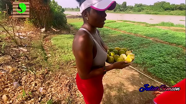 The Orange seller and the Big dick customer. Julietsimeo