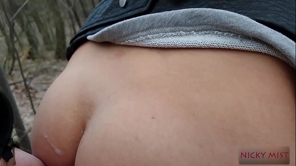 Uber driver fuck young whore at parking near to road