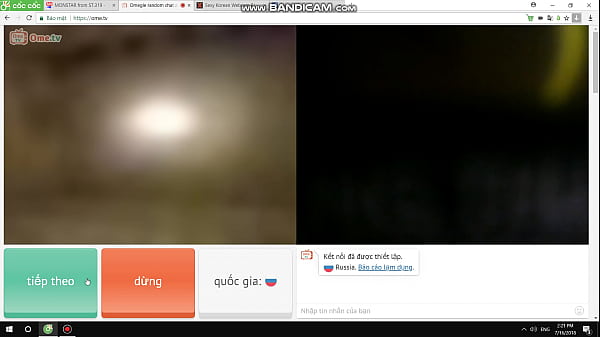 sister showing off her breasts Thumbnail