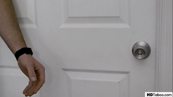 Widowed step Daddy Loses Mind After He Meets His 's Sexy Girlfriend