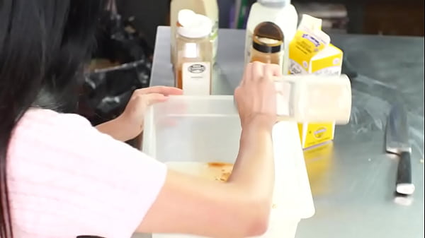 Marica Hase put an eel in her ass!