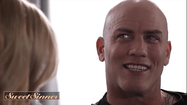 (Derrick Pierce) Fools Around With One Of His Married Friends (Aiden Ashley) - Sweet Sinner