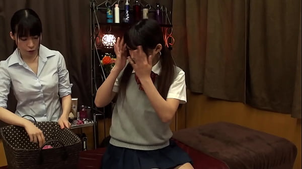 「イヤだとは言えない…」女子力UPを目指してやって来たエステ店で、女性施術師に身を委ね安心してたのに男性施術師に交代！？