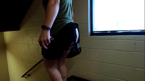 4K - Milf miniskirt malfunction in public