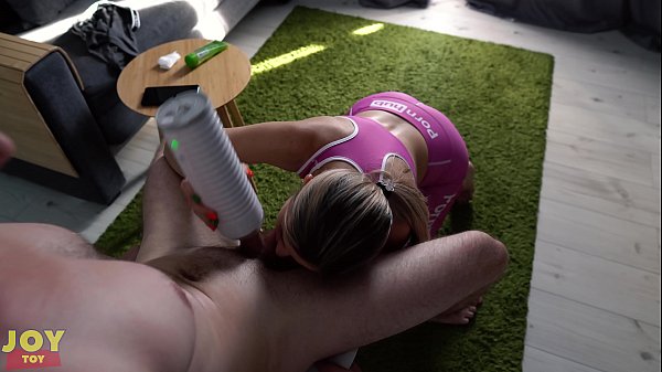 Testing Powerful Masturbator With Remote Control On a Stranger