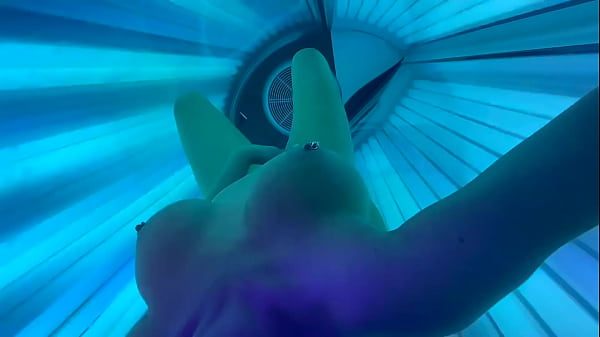 Masturbate and Nipples play in Sunbathing area Studio