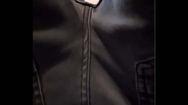 je te sucerai la bite quand tu dormais