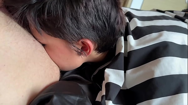 Jovem latina perfeita boquete matinal e sexo - POV foda