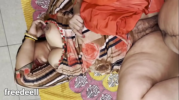 Chhote Bete Ne Choda. Hindi Video XXX